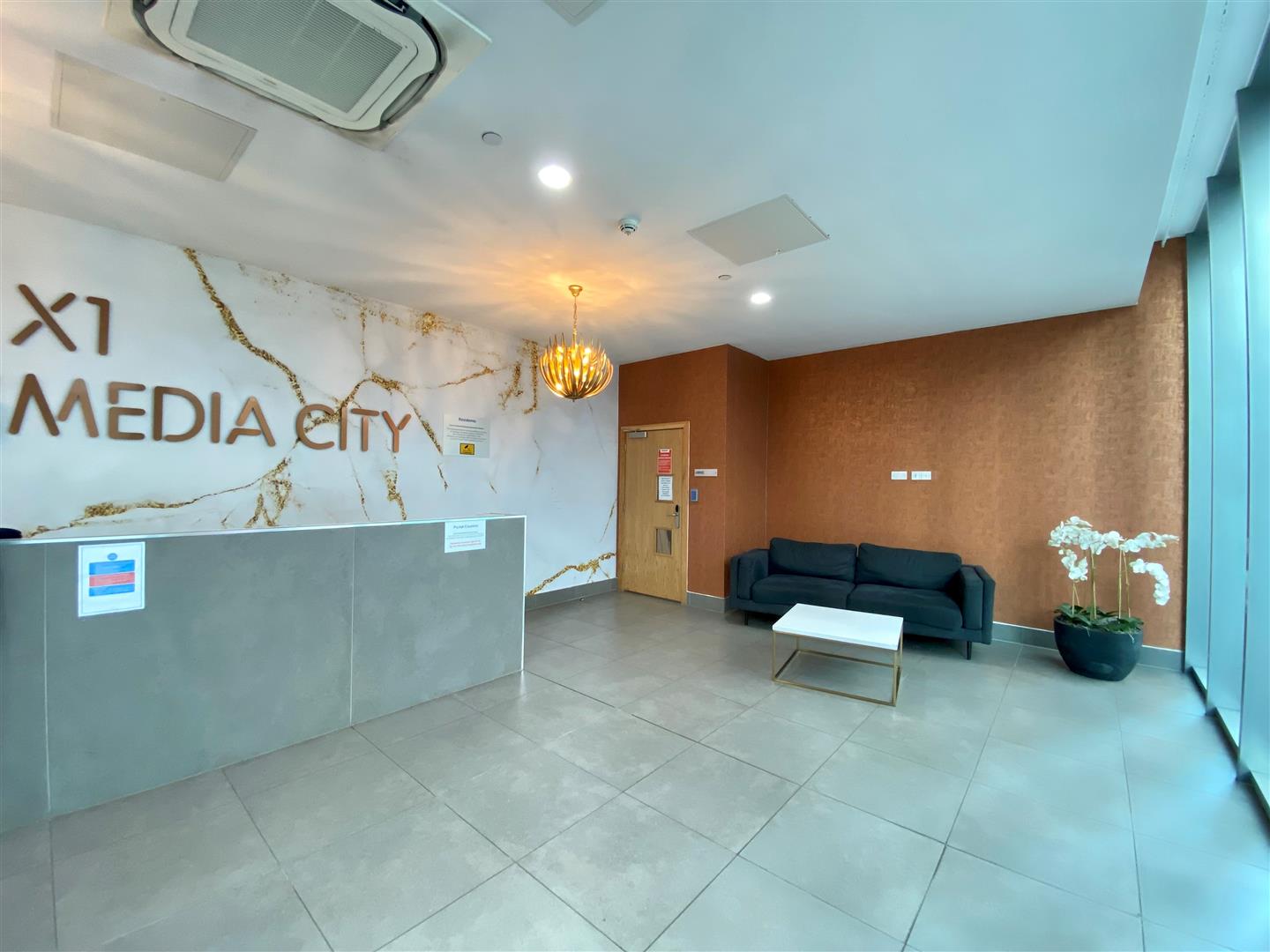 Studio Apartment - Studio To Rent image 12
